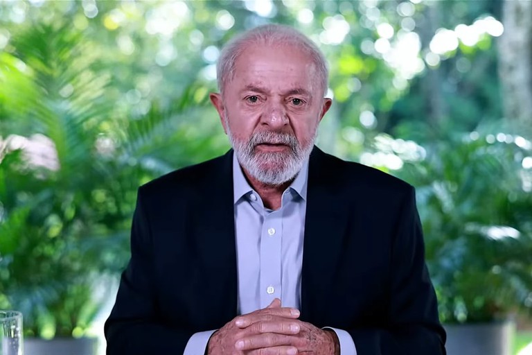 Lula parabeniza primeiro-ministro do Canadá por vitória nas eleições