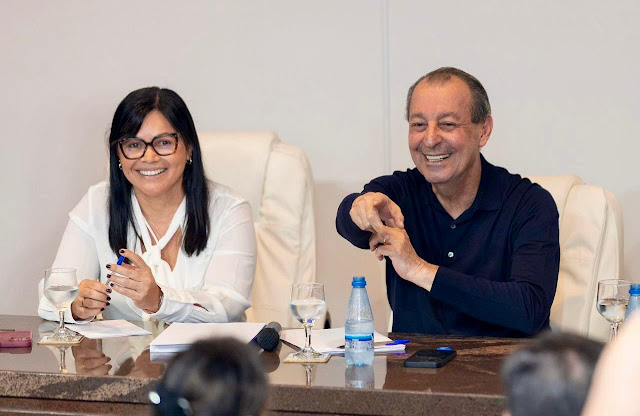 Senador Omar reúne secretários de saúde do Amazonas para construir soluções duradouras para o sistema público